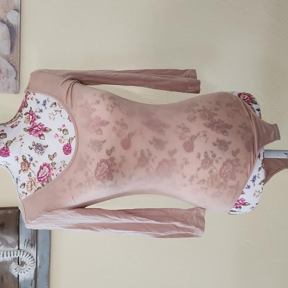 Basic nude/ pink body suit xs